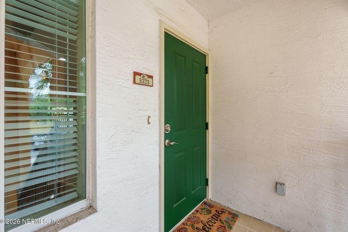 9745 TOUCHTON Road 3323, Jacksonville, FL 32246 2