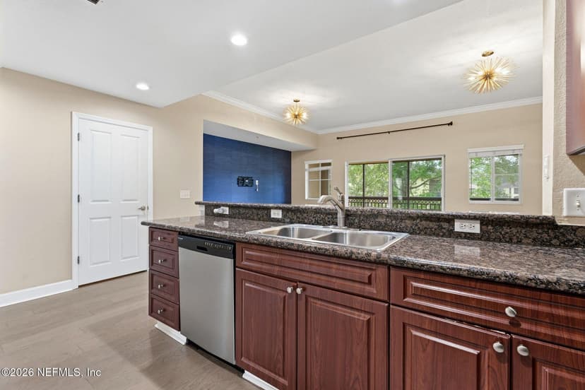9745 TOUCHTON Road 3323, Jacksonville, FL 32246