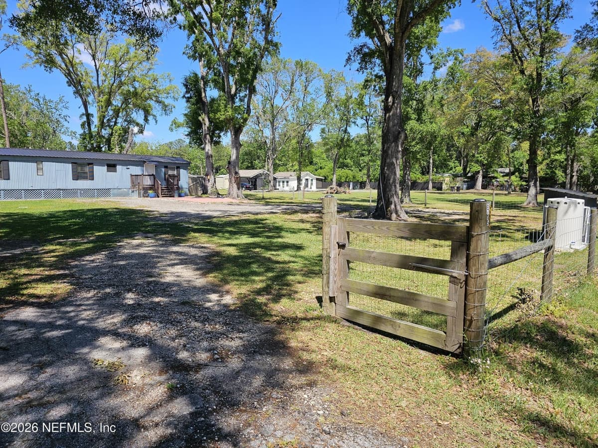 6715 PICKETTVILLE Road, Jacksonville, FL 32254 3