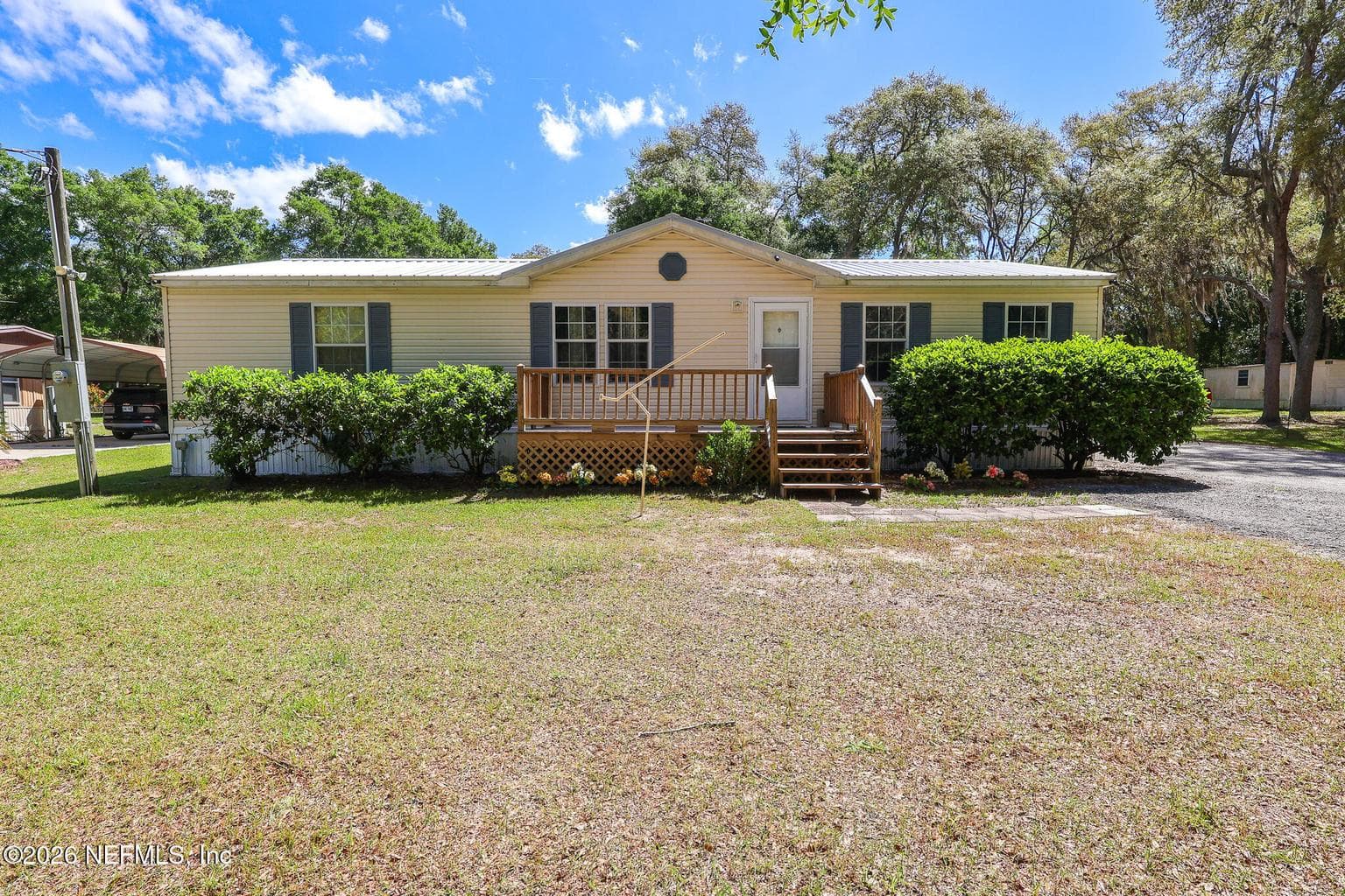 124 IDLEWOOD ACRES Lane, Pomona Park, FL 32181