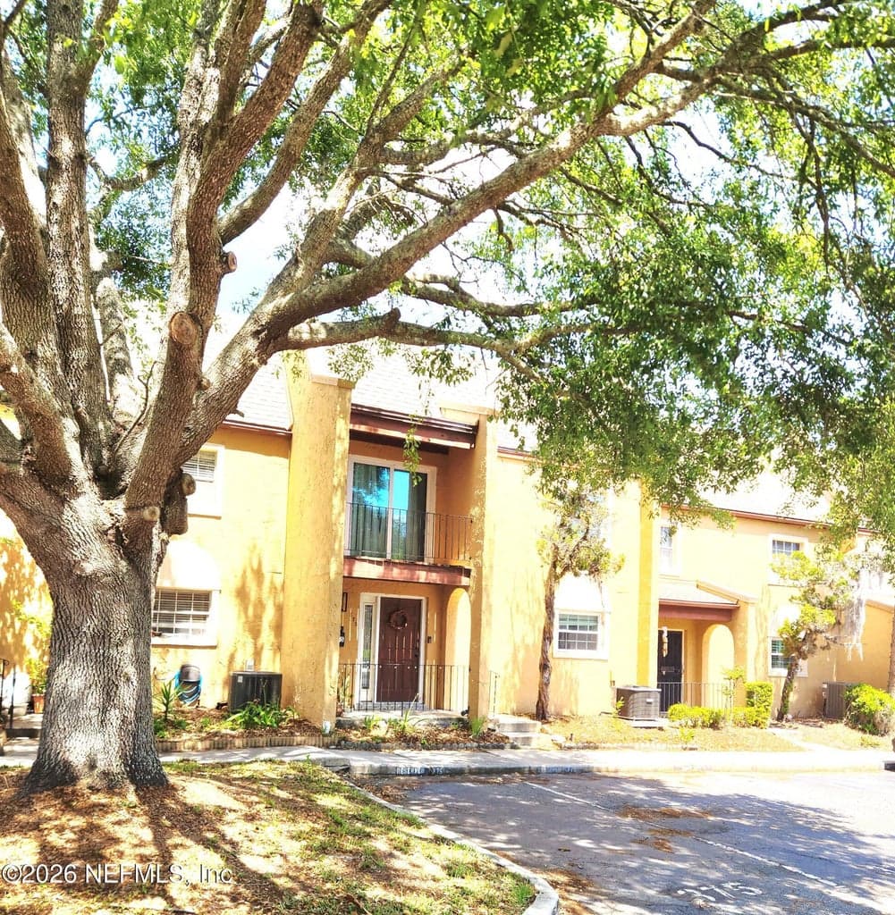 375 GREENCASTLE Road 72, Jacksonville, FL 32225