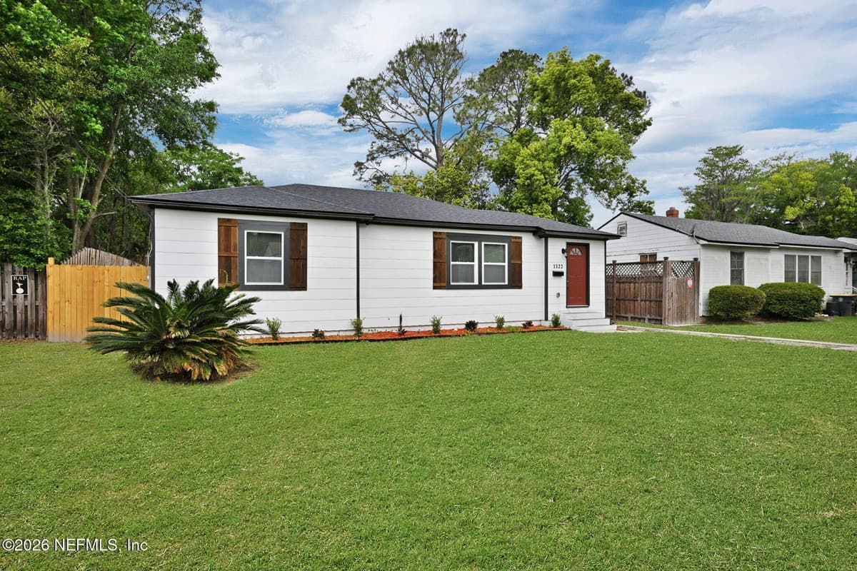1322 MACARTHUR Street, Jacksonville, FL 32205 3