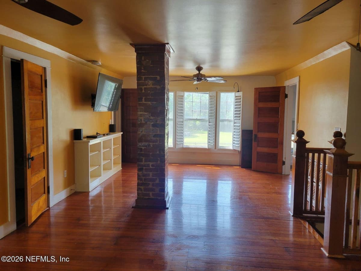 216 N SUMMIT Street, Crescent City, FL 32112 3