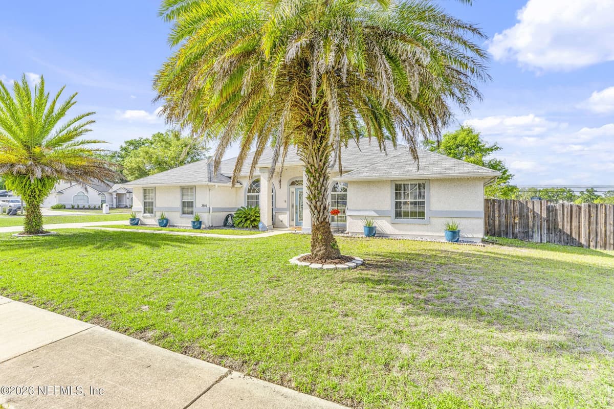 3910 SELIG Court, Middleburg, FL 32068 3