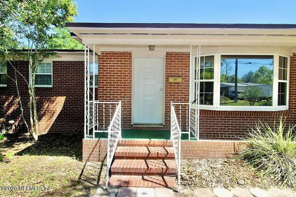 4849 AVENT Drive, Jacksonville, FL 32244 3