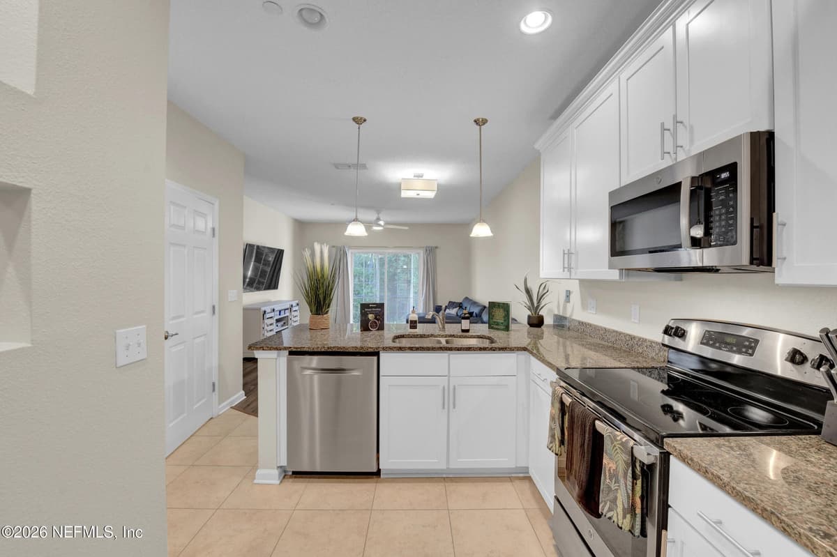11287 ESTANCIA VILLA Circle 1205, Jacksonville, FL 32246, Jacksonville, FL - photo 2