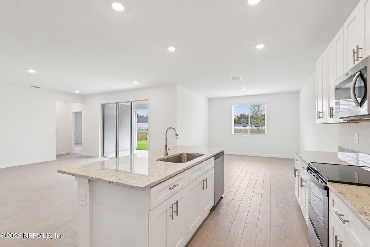 12784 PLAINWOOD Trail, Jacksonville, FL 32218 3