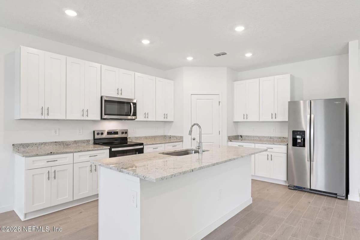 3018 HARDEN Drive, Jacksonville, FL 32218 2
