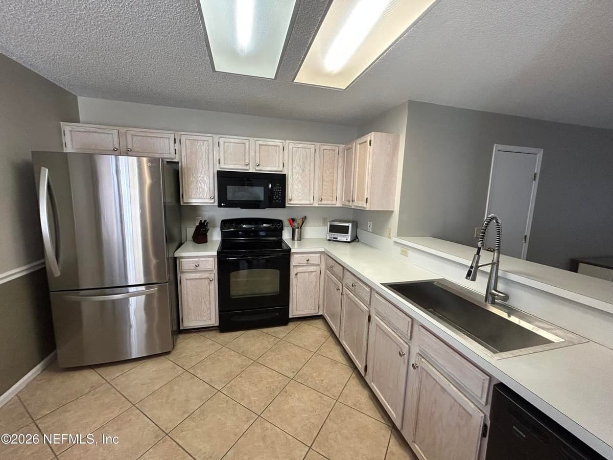 7780 COATBRIDGE Lane S, Jacksonville, FL 32244 3