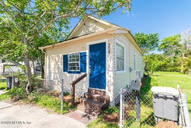 5620 BAGNAL Road, Jacksonville, FL 32205