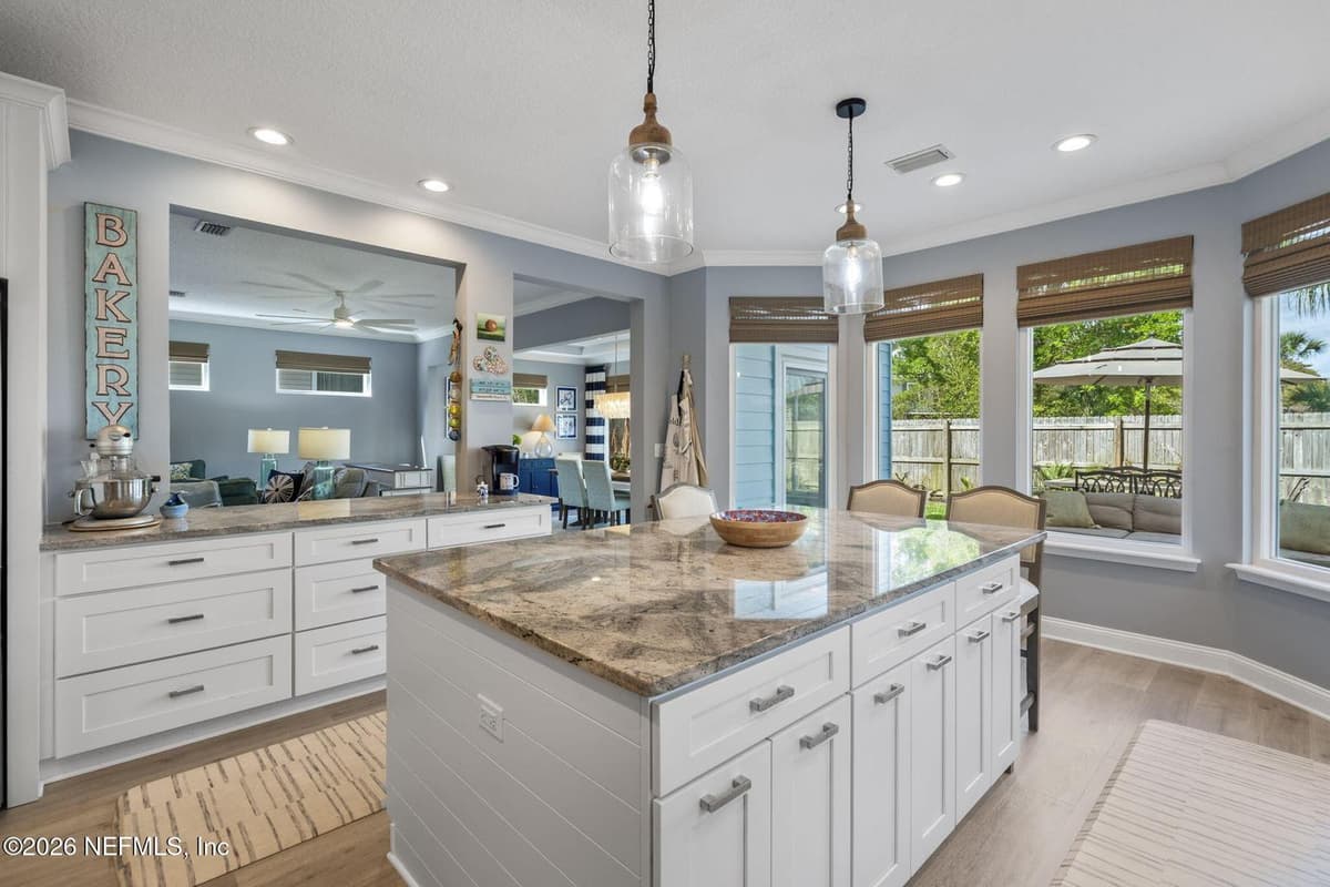 2566 MERRILL Boulevard, Jacksonville Beach, FL 32250 3