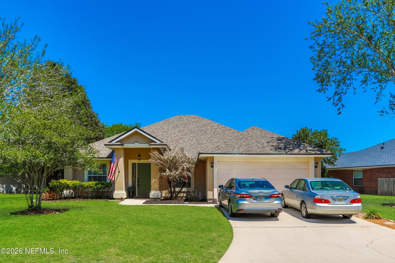 825 S LILAC Loop, Jacksonville, FL 32259
