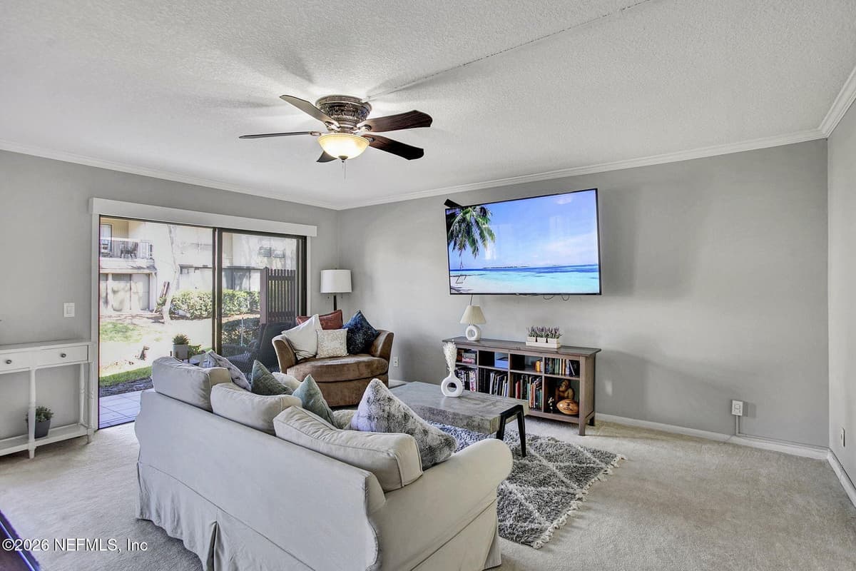 10105 S LEISURE Lane 3, Jacksonville, FL 32256 2