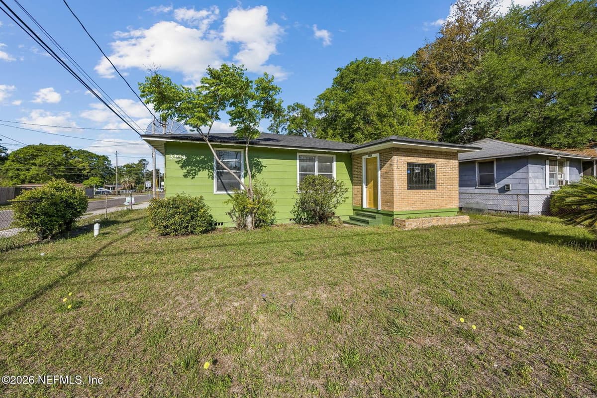 3304 DIVISION Street, Jacksonville, FL 32209 2