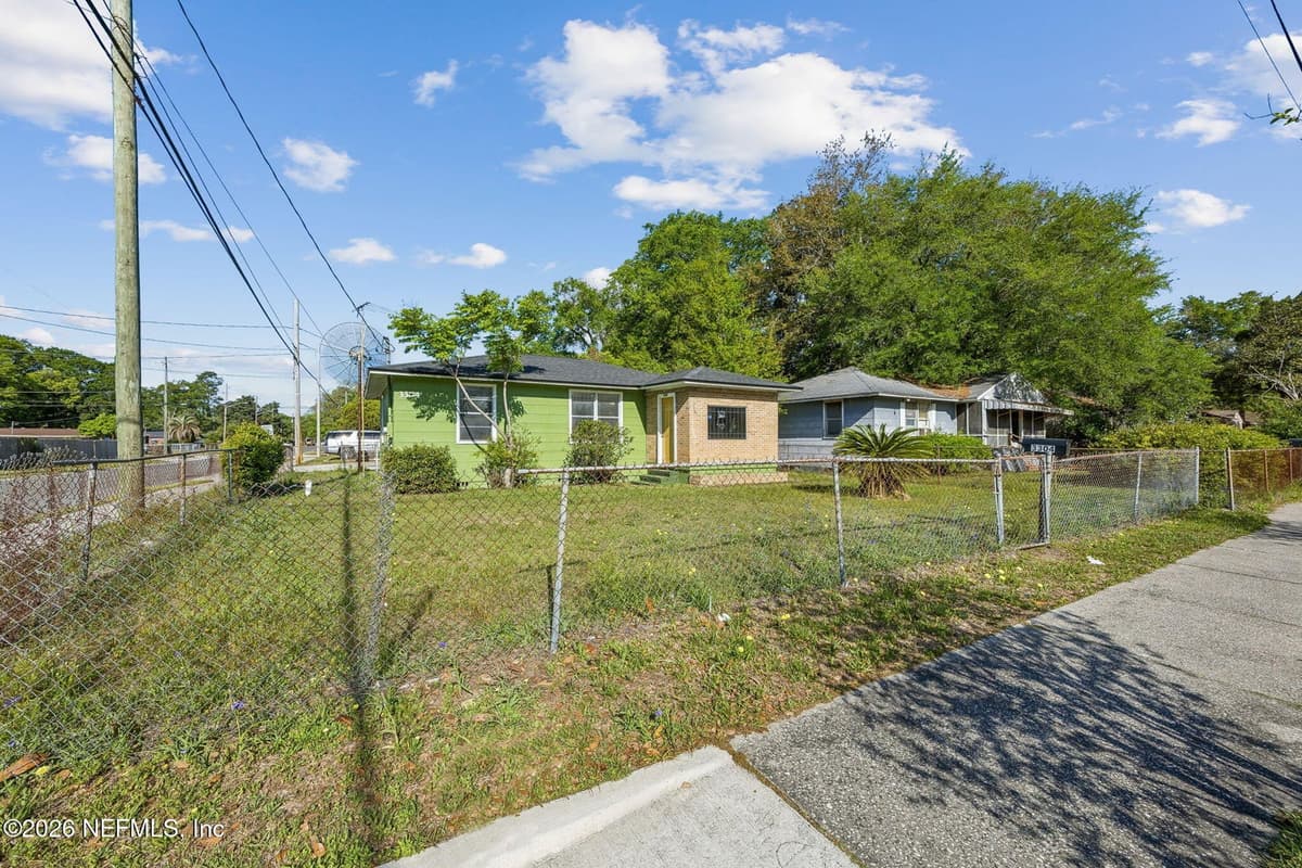 3304 DIVISION Street, Jacksonville, FL 32209 3