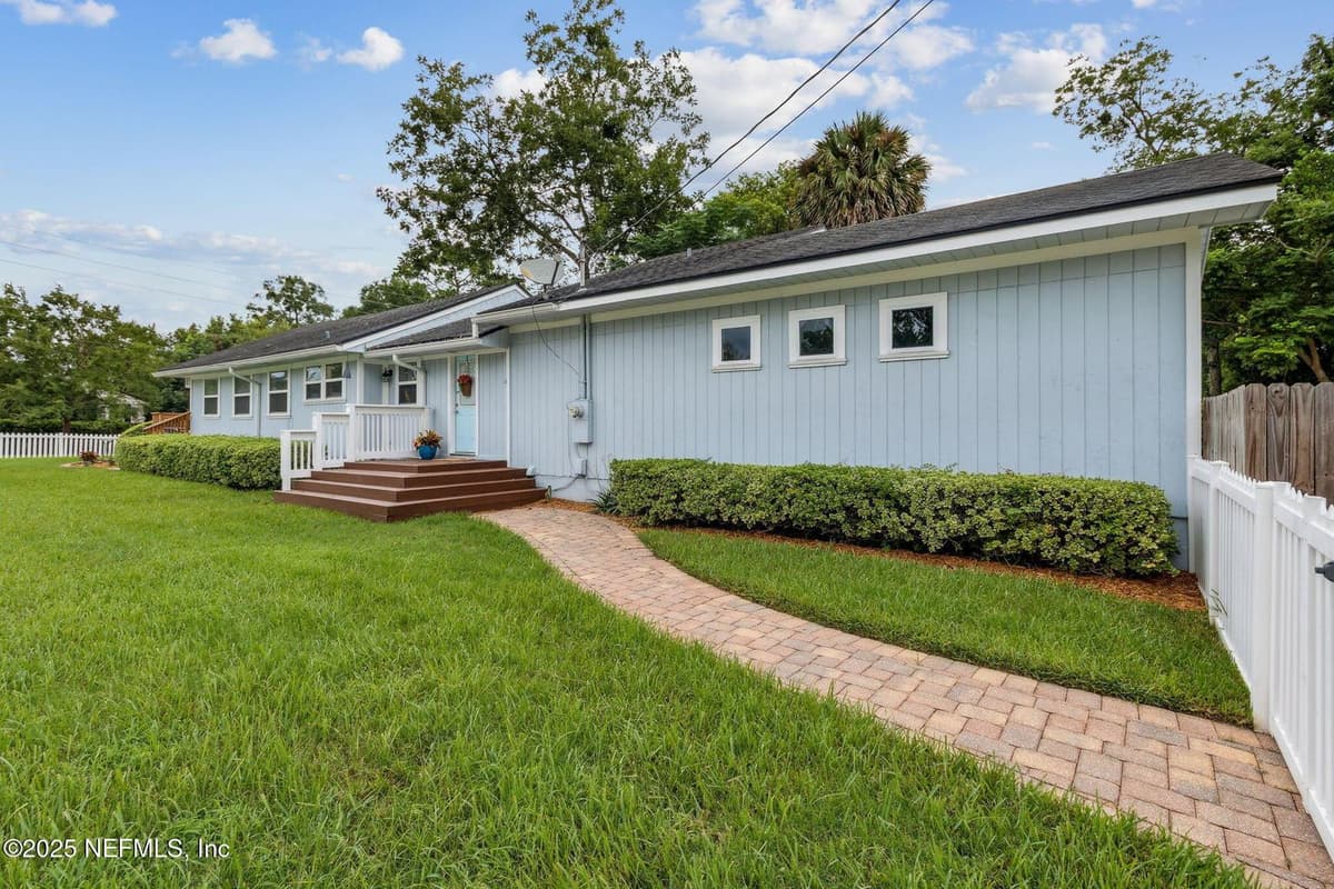 4252 LEXINGTON Avenue, Jacksonville, FL 32210 2