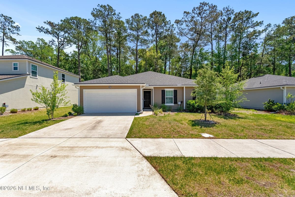 12563 CREEKSIDE MANOR Drive, Jacksonville, FL 32218 2