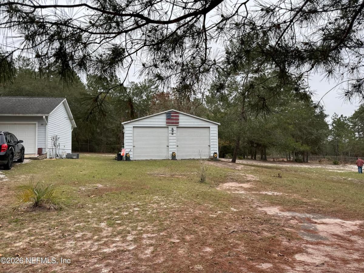 1134 CORAL FARMS Road, Florahome, FL 32140 2