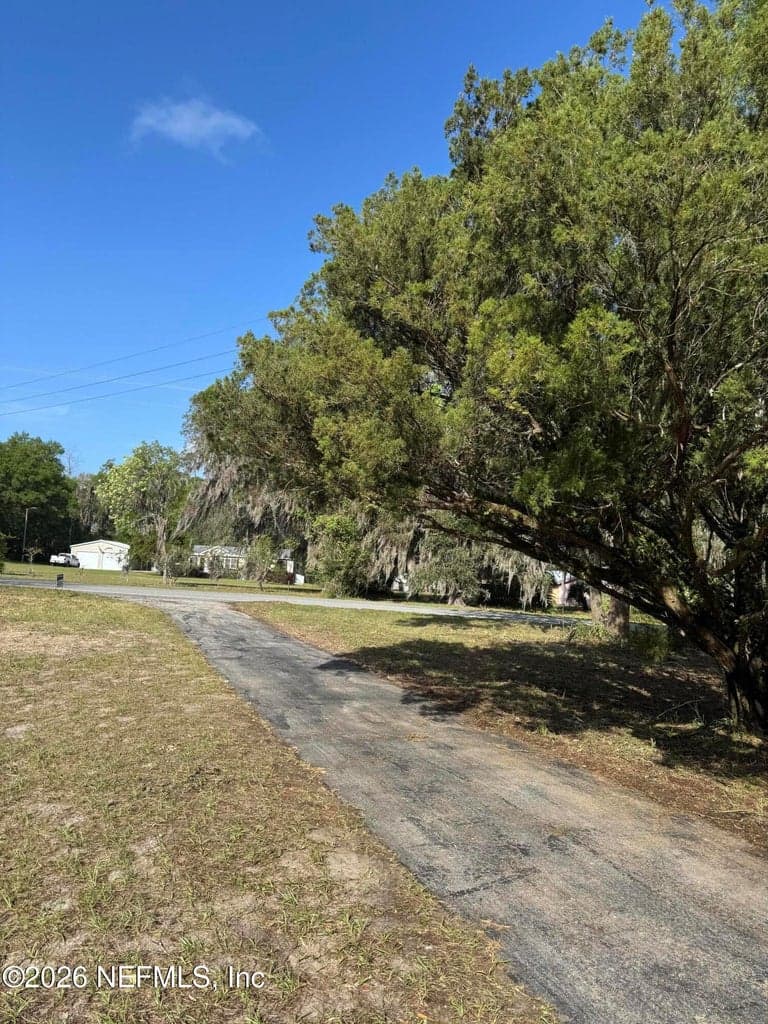 608 CORAL FARMS Road, Florahome, FL 32140 2