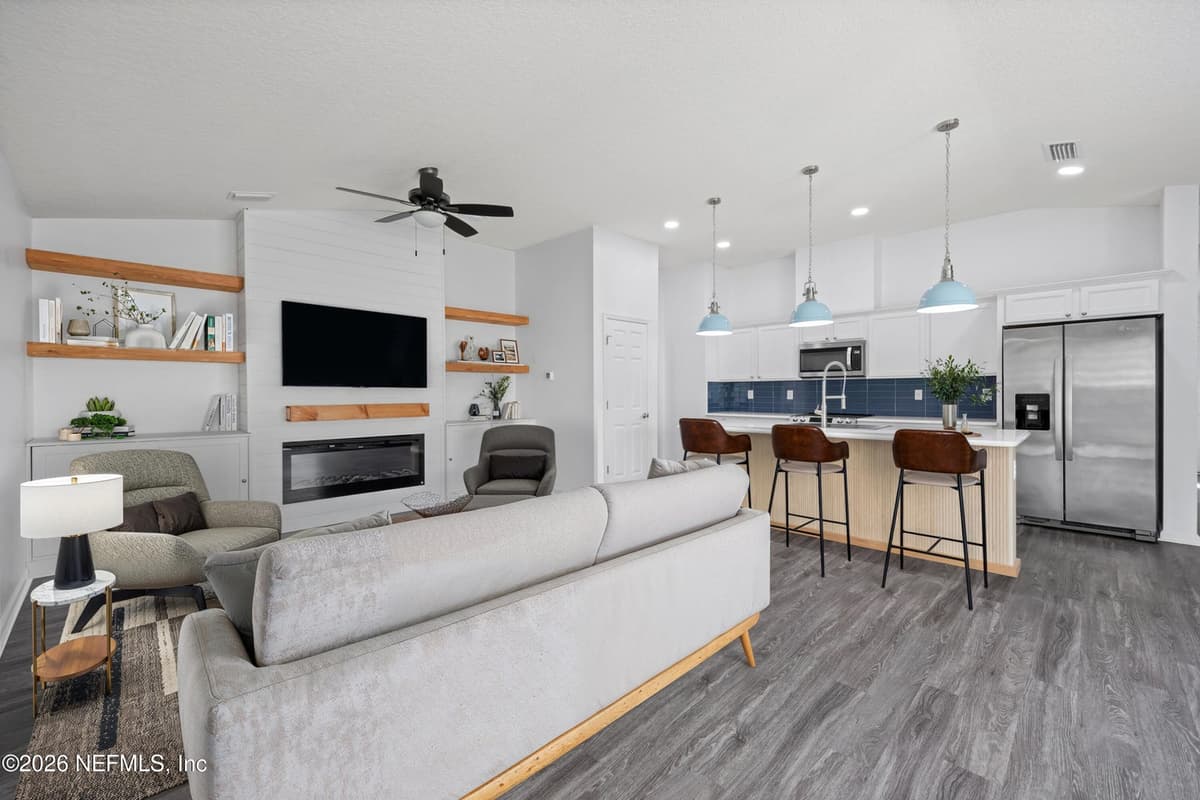 9726 BRIDGEWAY Avenue, Jacksonville, FL 32222 3