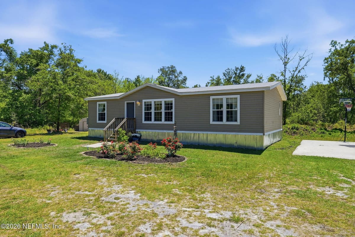 137 DOE Trail, Palatka, FL 32177 2