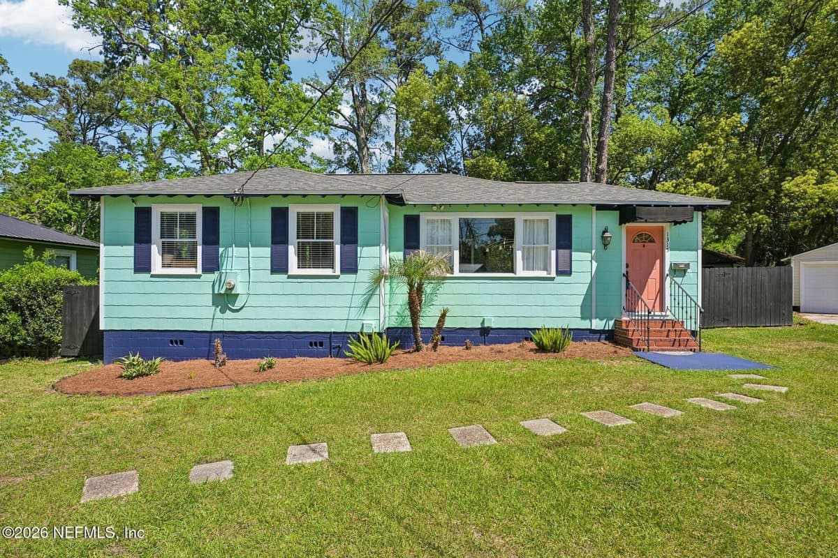 1315 AZALEA Drive, Jacksonville, FL 32205 2