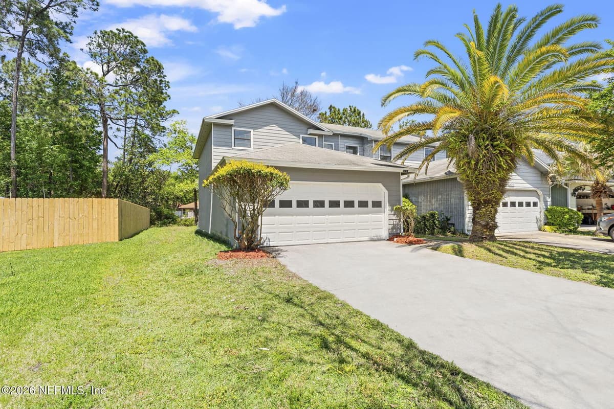 4047 LAURELWOOD Drive, Jacksonville, FL 32257 2