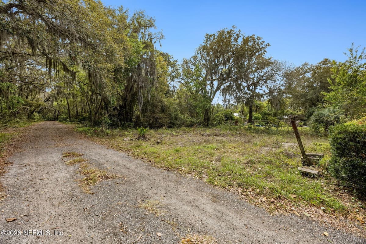 1624 STEWART Avenue, Fernandina Beach, FL 32034 3