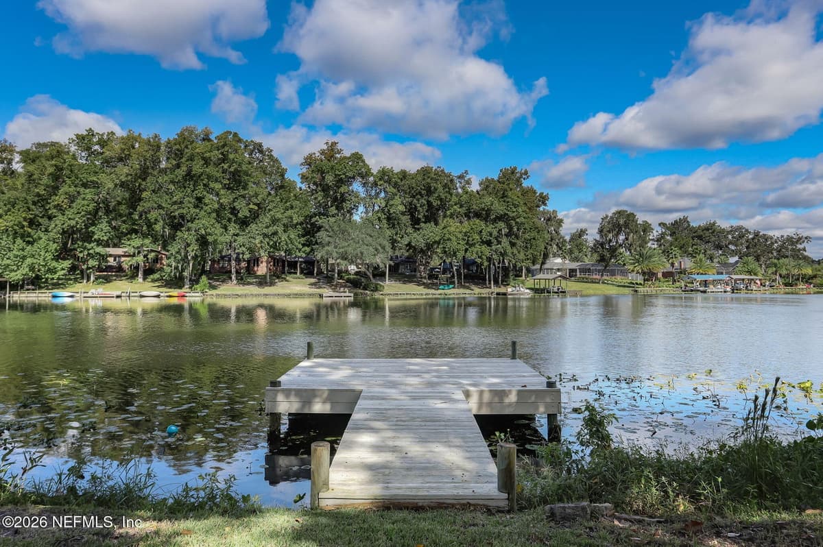 1099 LAKE ASBURY Drive, Green Cove Springs, FL 32043 2