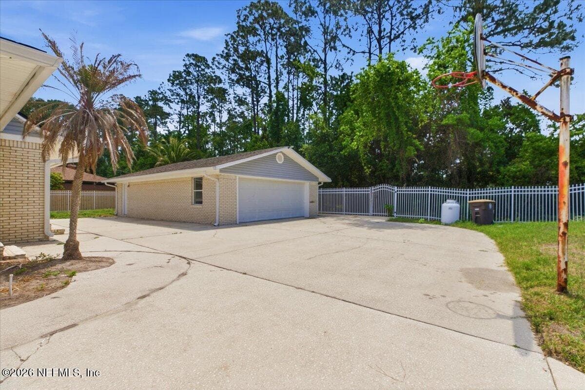 8180 SARCEE Trail, Jacksonville, FL 32244, Jacksonville, FL - photo 2