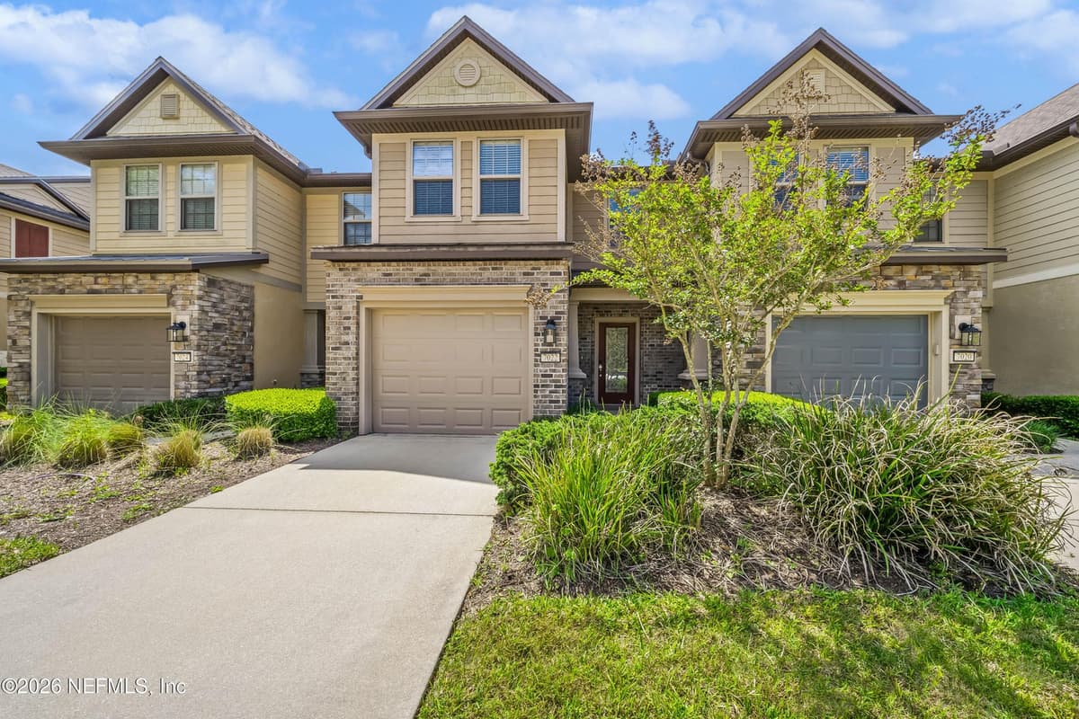 7022 COLDWATER Drive, Jacksonville, FL 32258 2
