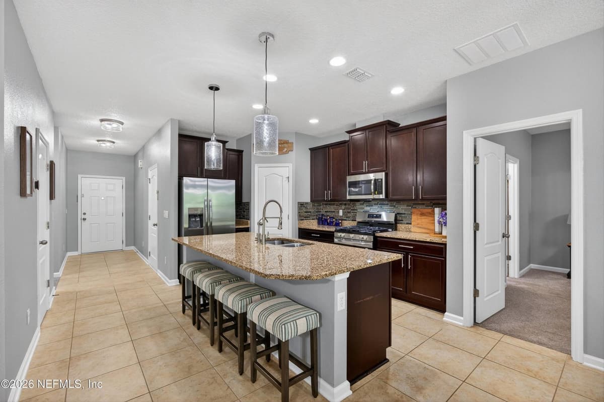 209 WILLOW RIDGE Drive, Jacksonville, FL 32081 3
