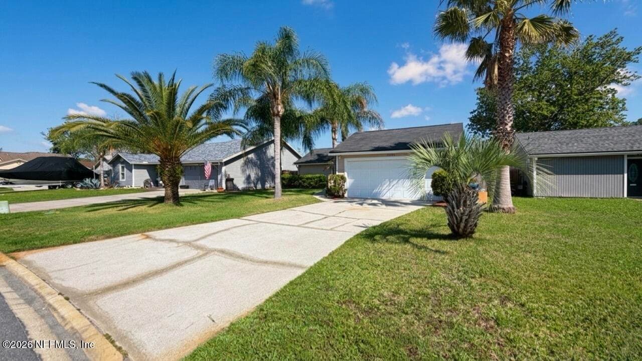 13123 LEATHERLEAF Drive S, Jacksonville, FL 32225
