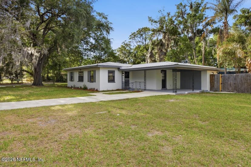 120 E OAK HILL Drive, Palatka, FL 32177