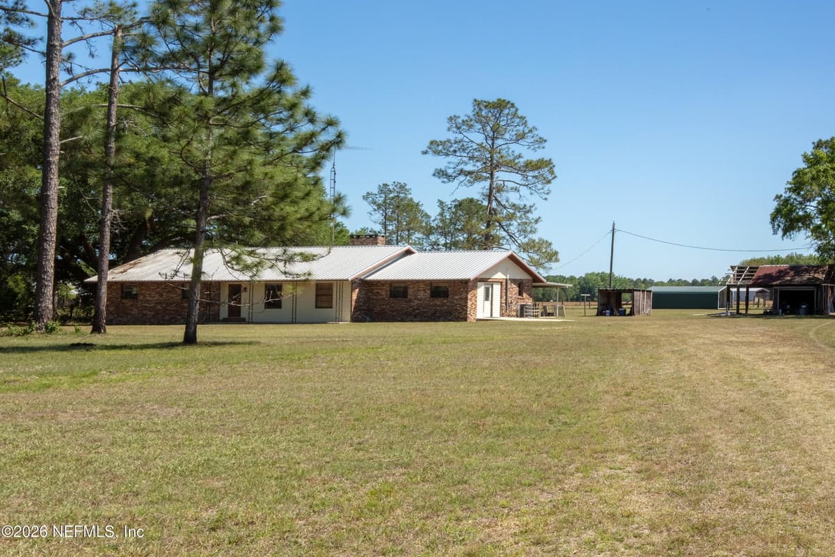 13296 SW COUNTY ROAD 231, Brooker, FL 32622 3