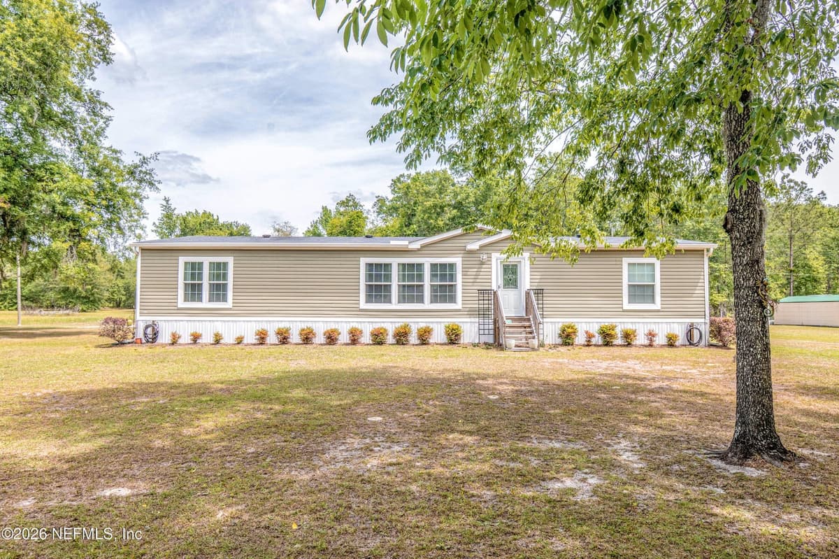 13709 KATIE JOHNSON Lane, Sanderson, FL 32087 2