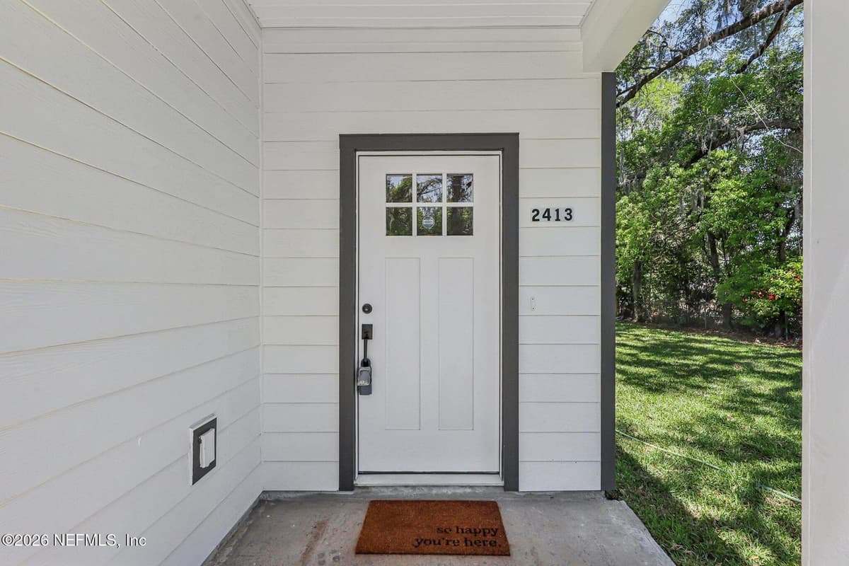 2413 JERUSALEM Street, Jacksonville, FL 32207 3