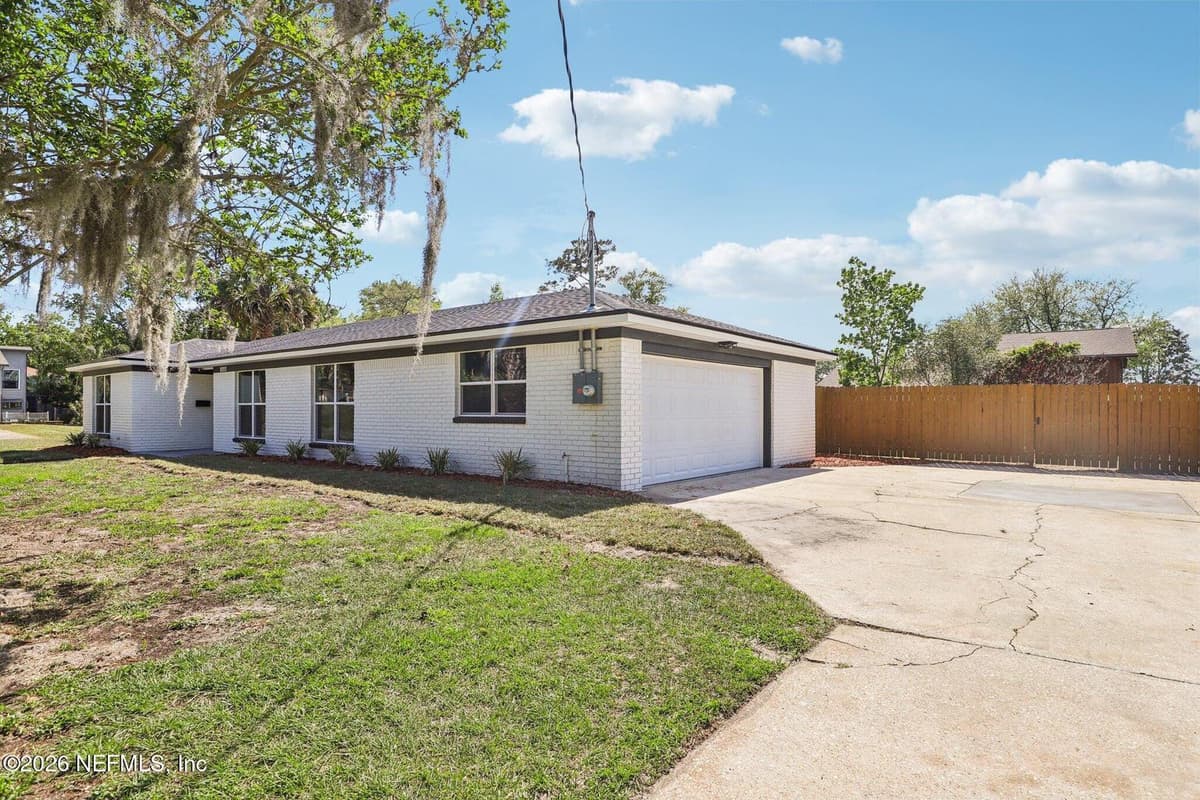 3840 WAYLAND Street, Jacksonville, FL 32277 3