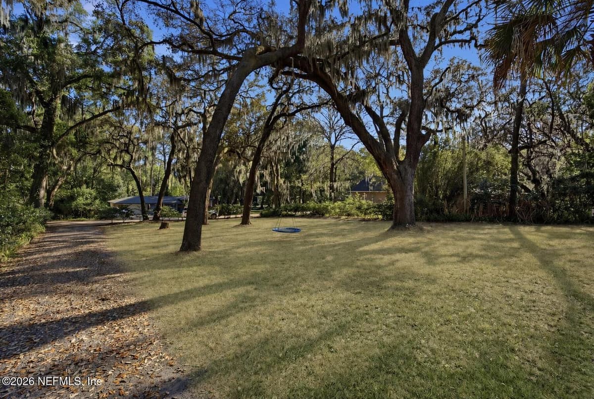 10227 LAKEVIEW Road W, Jacksonville, FL 32225 2
