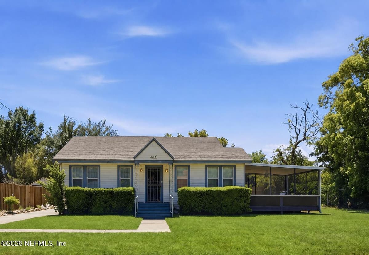 478 DEMPER Drive, Jacksonville, FL 32208 2