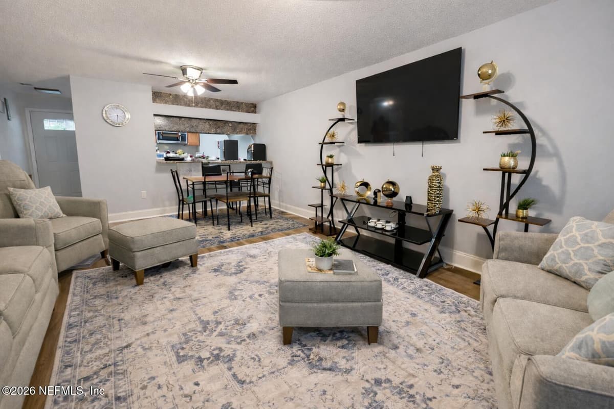 141 FERNERY Road E6, Lakeland, FL 33809 3