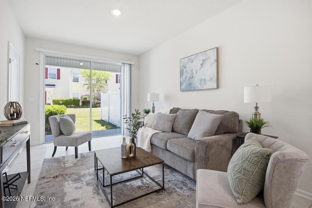 575 OAKLEAF PLANTATION Parkway 1502, Orange Park, FL 32065 2
