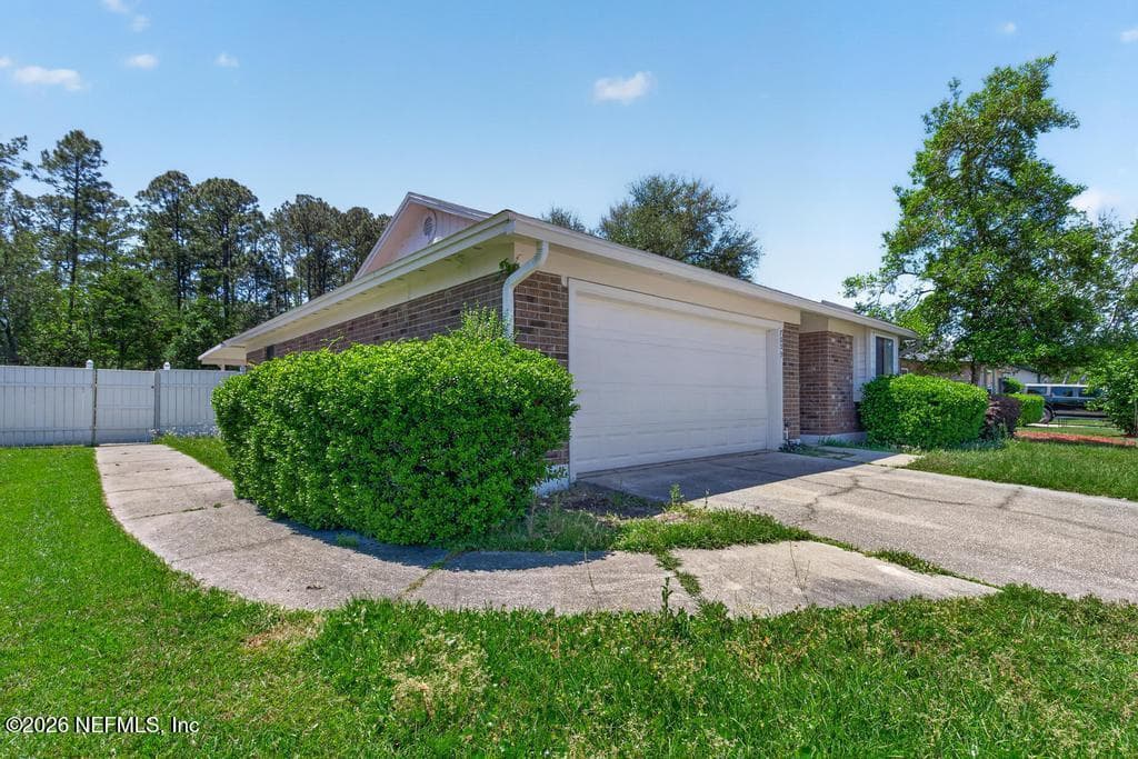 7053 EAGLES PERCH Drive, Jacksonville, FL 32244 3