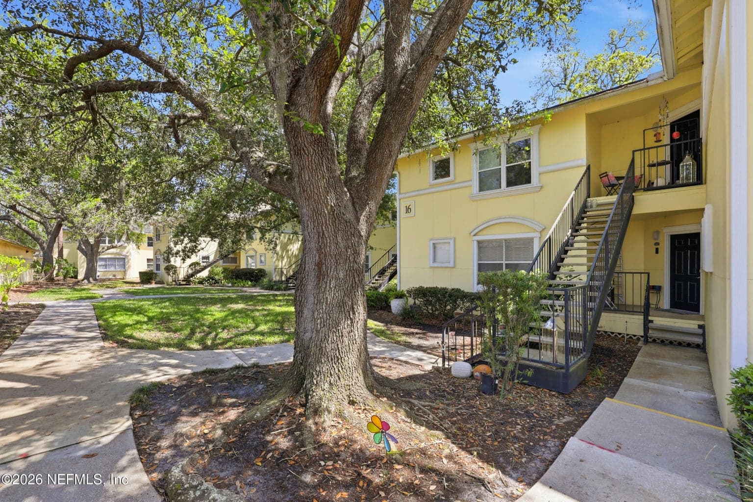 1800 THE GREENS Way 1603, Jacksonville Beach, FL 32250