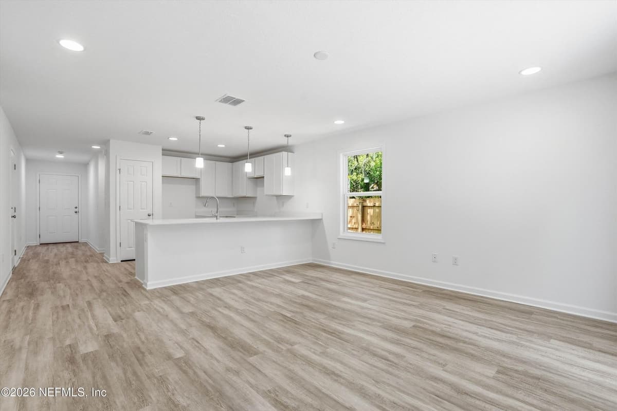 1837 BUCKMAN Street, Jacksonville, FL 32206 3