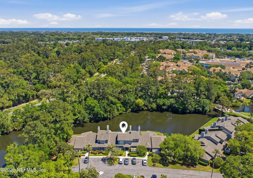 94 PLAYERS CLUB VILLAS Road, Ponte Vedra Beach, FL 32082