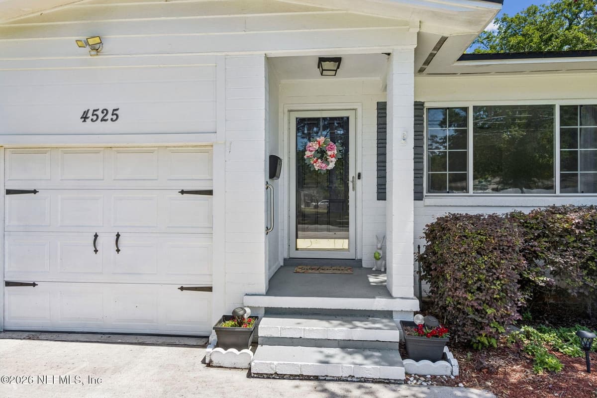 4525 WATER OAK Lane, Jacksonville, FL 32210 2