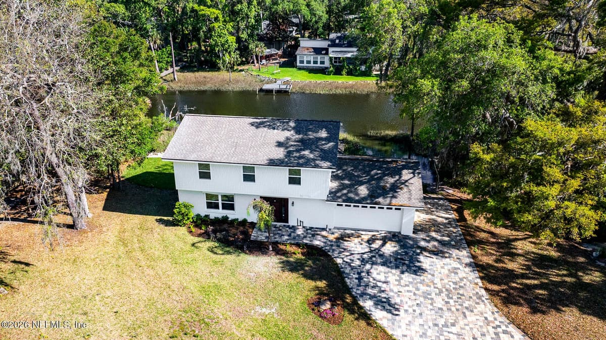 1811 TWELVE OAKS Lane N, Neptune Beach, FL 32266 2