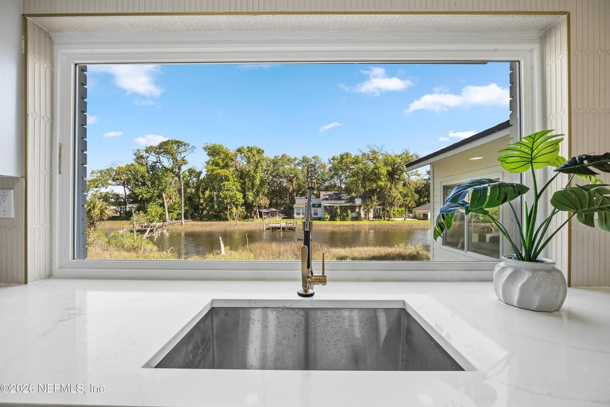 1811 TWELVE OAKS Lane N, Neptune Beach, FL 32266 3