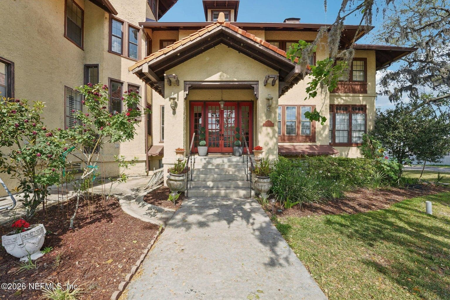 212 ST JOHNS Avenue 201, Green Cove Springs, FL 32043